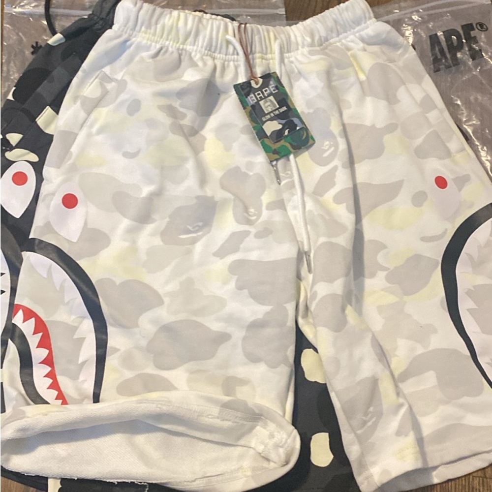 BAPE Kids White Shark Print Shorts
